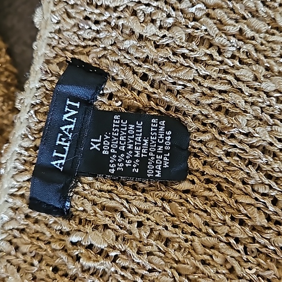 Alfani XL Gold Sequin Knit Top with Chiffon Ruffle Sparkle Beautiful C-2221 - Picture 7 of 7